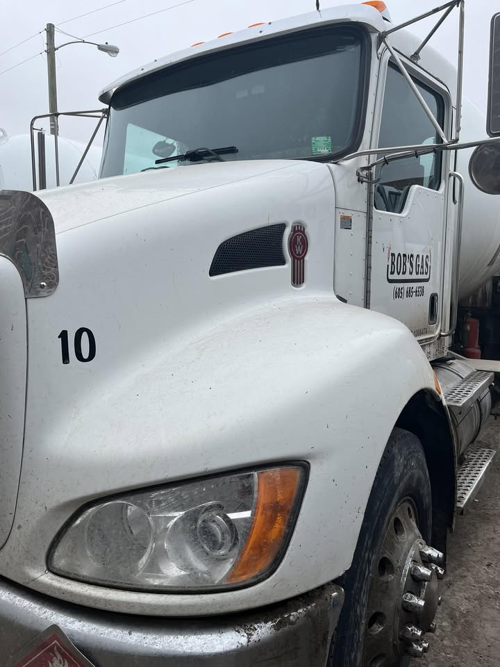 Bob's Gas delivery truck